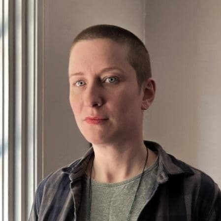 https://dkqj4hmn5mktp.cloudfront.net/Caitlin_Tulloch_Headshot_ba24a14395.jpeg