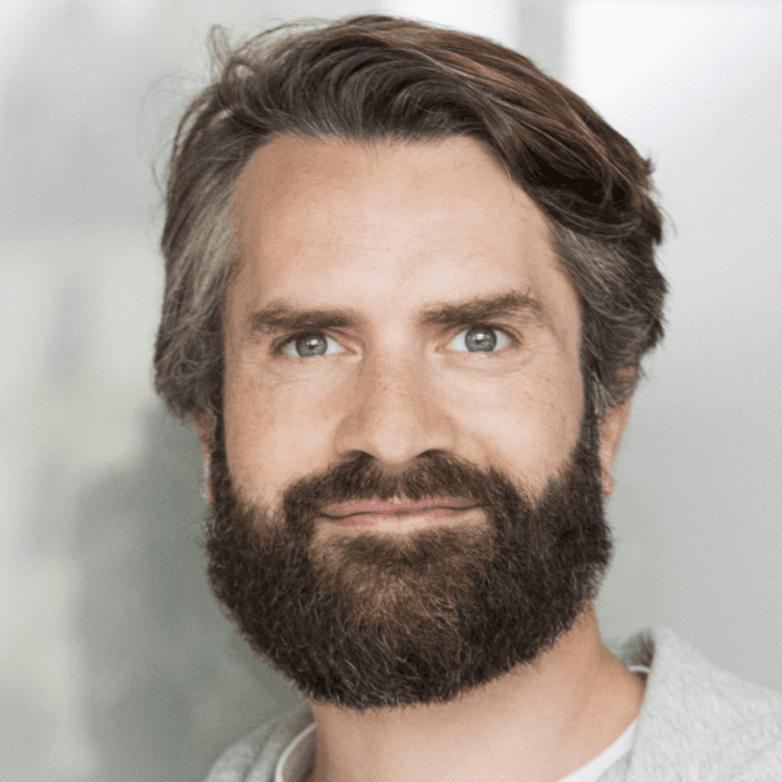https://dwv100zweqd2m.cloudfront.net/uploads/user/avatar/2824/gorintin-charles-879x1000.png